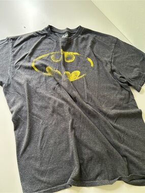 Men's Gray Batman Graphic Tee - Yellow Logo